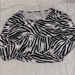Silky Zebra Cropped Long Sleeve